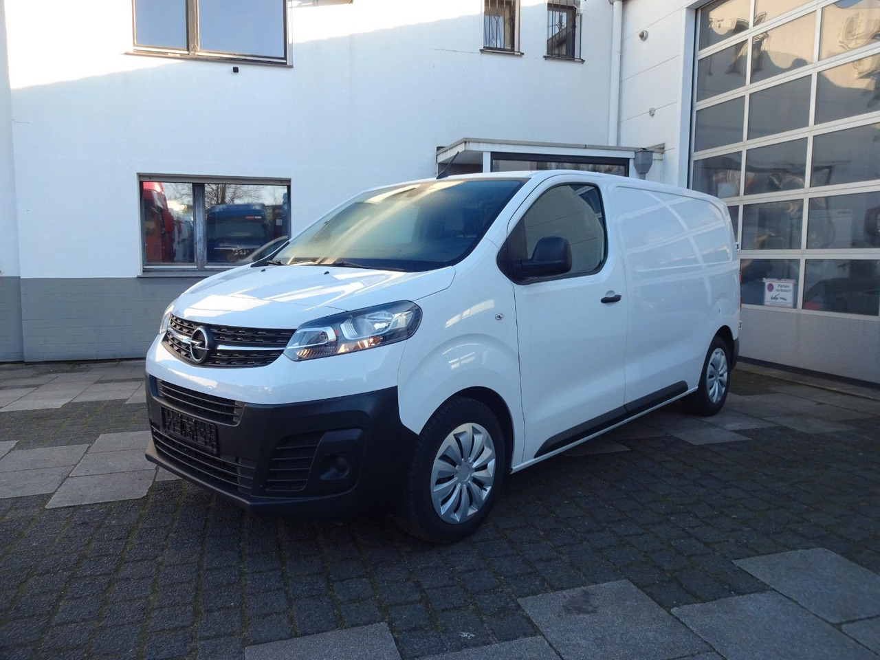 Opel 50 x Vivaro Kasten L1H1, Klima, PDC, - Furgão compacto: foto 3 Opel 50 x Vivaro Kasten L1H1, Klima, PDC, - Furgão compacto: foto 3