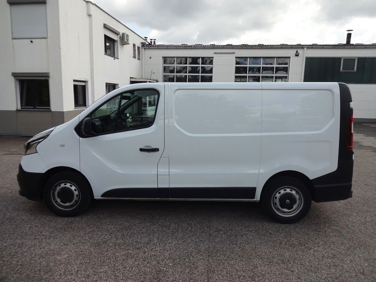 Renault Trafic Kasten L1H1 3,0t,Kamera,PDC,Klima,Tempoma - Furgão compacto: foto 4 Renault Trafic Kasten L1H1 3,0t,Kamera,PDC,Klima,Tempoma - Furgão compacto: foto 4