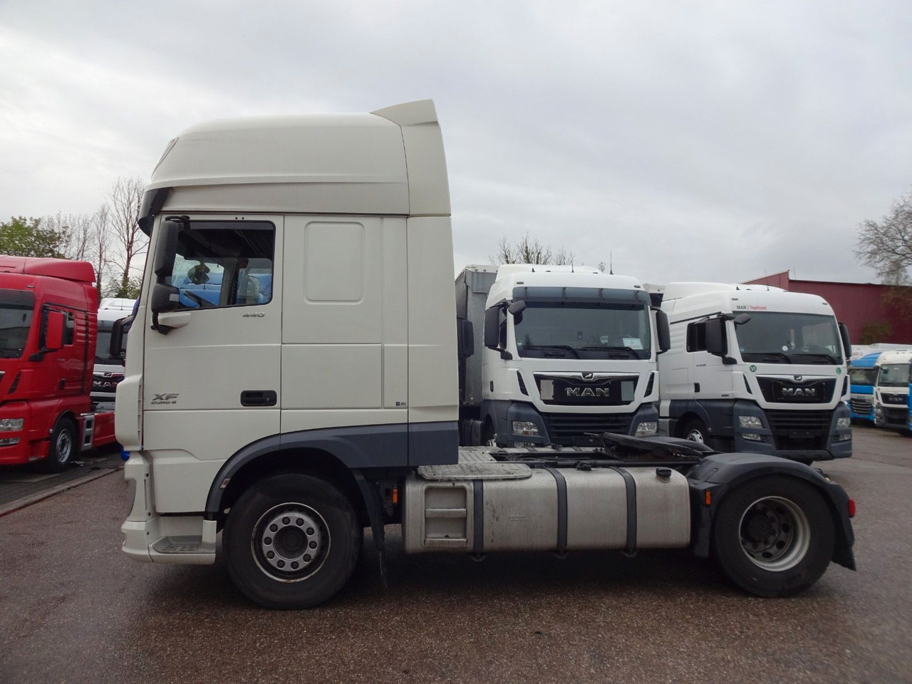 DAF XF 440, SSC, Klima, 2 x Tank - Tractor: foto 4 DAF XF 440, SSC, Klima, 2 x Tank - Tractor: foto 4