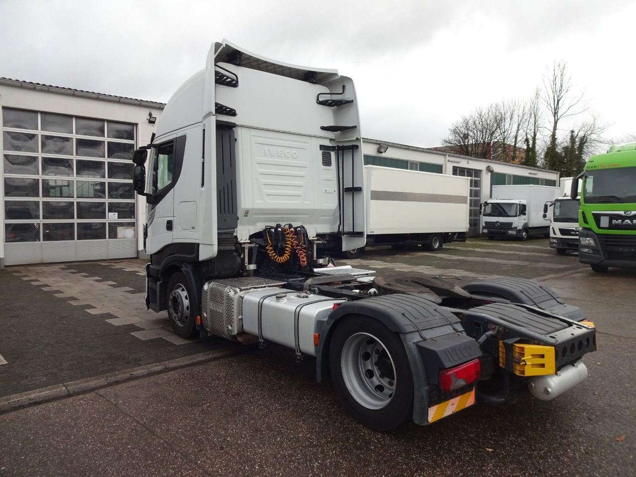 Iveco Stralis 460, Low Liner, Diesel - Tractor: foto 5 Iveco Stralis 460, Low Liner, Diesel - Tractor: foto 5