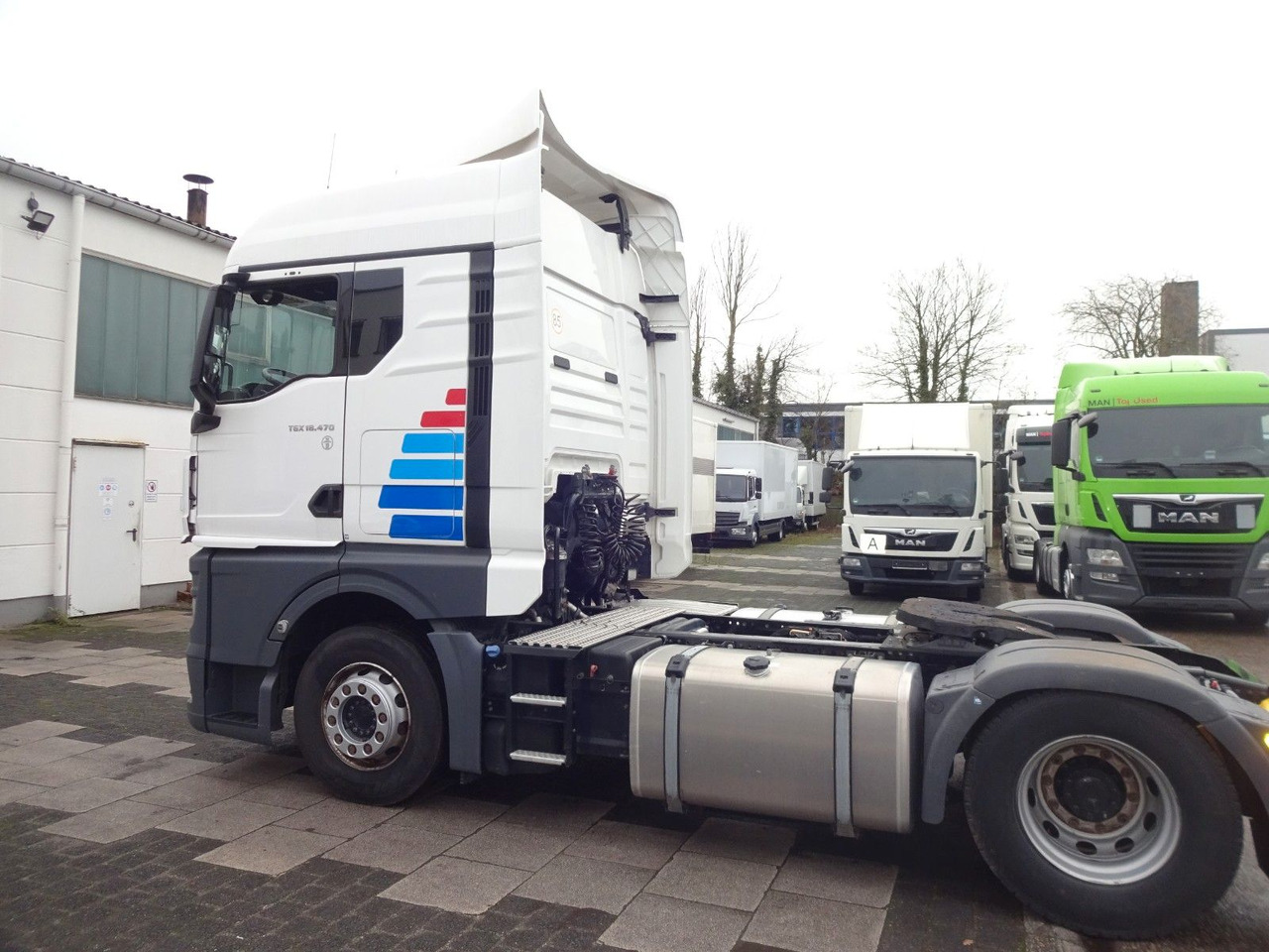 MAN TGX 18.470, XLX, Retarder, ACC, 2 x Tank - Tractor: foto 5 MAN TGX 18.470, XLX, Retarder, ACC, 2 x Tank - Tractor: foto 5