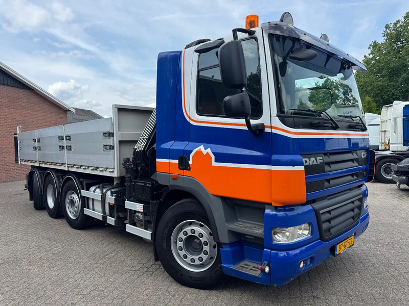 DAF CF 85.360 8X2 3 Zijdige kipper HIAB 16 t/m kraan AHK Top condition - Camião basculante, Camião grua: foto 4 DAF CF 85.360 8X2 3 Zijdige kipper HIAB 16 t/m kraan AHK Top condition - Camião basculante, Camião grua: foto 4