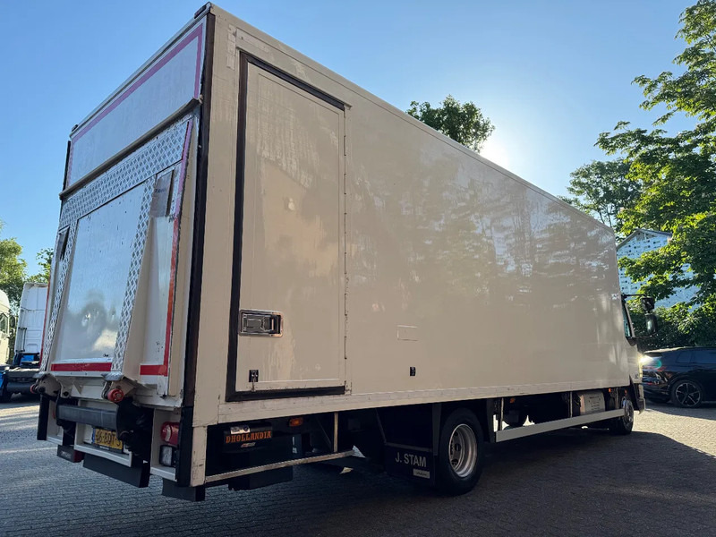 DAF LF 210 12T Airco 7.3M Koffer LBW 449.300KM NL Truck - Camião furgão: foto 5 DAF LF 210 12T Airco 7.3M Koffer LBW 449.300KM NL Truck - Camião furgão: foto 5