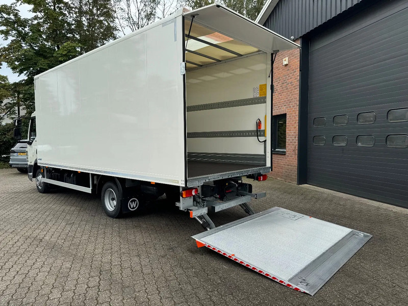 DAF LF 210 FA 6.1M Bakwagen NIEUW, Volledige garantie 3 jaar, Laadklep - Airco - Vangmuil - Camião furgão: foto 4 DAF LF 210 FA 6.1M Bakwagen NIEUW, Volledige garantie 3 jaar, Laadklep - Airco - Vangmuil - Camião furgão: foto 4