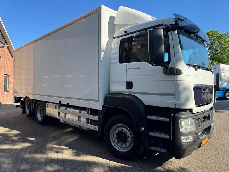 MAN TGS 26.320 EEV Koffer Stuuras AHK 2.500KG LBW 368.390KM! NL TRUCK - Camião furgão: foto 2 MAN TGS 26.320 EEV Koffer Stuuras AHK 2.500KG LBW 368.390KM! NL TRUCK - Camião furgão: foto 2