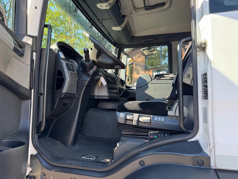 Locação financeira de MAN TGS 26.320 EEV Koffer Stuuras AHK 2.500KG LBW 368.390KM! NL TRUCK MAN TGS 26.320 EEV Koffer Stuuras AHK 2.500KG LBW 368.390KM! NL TRUCK: foto 19 Locação financeira de MAN TGS 26.320 EEV Koffer Stuuras AHK 2.500KG LBW 368.390KM! NL TRUCK MAN TGS 26.320 EEV Koffer Stuuras AHK 2.500KG LBW 368.390KM! NL TRUCK: foto 19