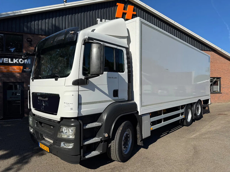 MAN TGS 26.320 EEV Koffer Stuuras AHK 2.500KG LBW 368.390KM! NL TRUCK - Camião furgão: foto 1 MAN TGS 26.320 EEV Koffer Stuuras AHK 2.500KG LBW 368.390KM! NL TRUCK - Camião furgão: foto 1