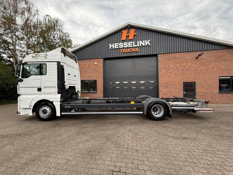 MAN TGX 18.400 XLX AHK LBW Standairco NL Truck - Camião transportador de contêineres/ Caixa móvel: foto 3 MAN TGX 18.400 XLX AHK LBW Standairco NL Truck - Camião transportador de contêineres/ Caixa móvel: foto 3