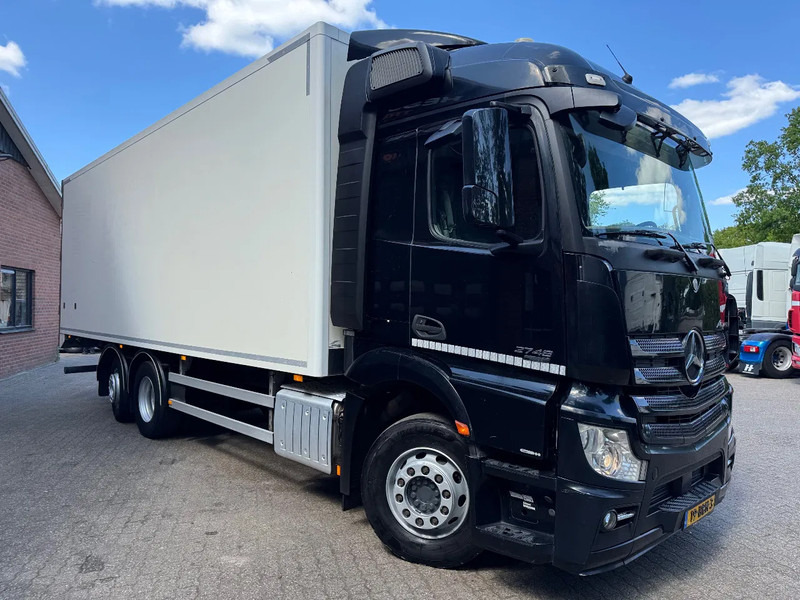 Mercedes-Benz Actros 2748 6X2 Bigspace AHK 623.380KM! 8.1M Heiwo box, Stuuras, Top condition - Camião furgão: foto 2 Mercedes-Benz Actros 2748 6X2 Bigspace AHK 623.380KM! 8.1M Heiwo box, Stuuras, Top condition - Camião furgão: foto 2