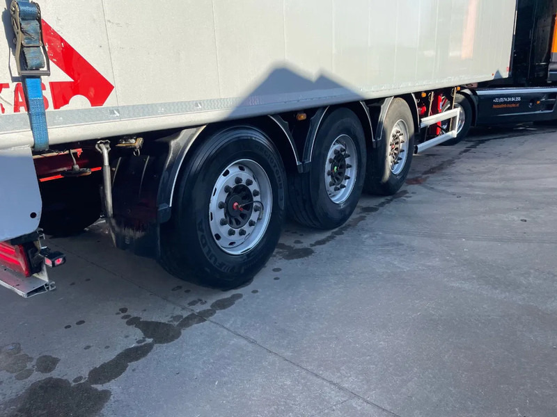 Stas S300ZX 10.5M 70m3 Agrar Liftas SAF, Top condition - Semi-reboque piso móvel: foto 4 Stas S300ZX 10.5M 70m3 Agrar Liftas SAF, Top condition - Semi-reboque piso móvel: foto 4