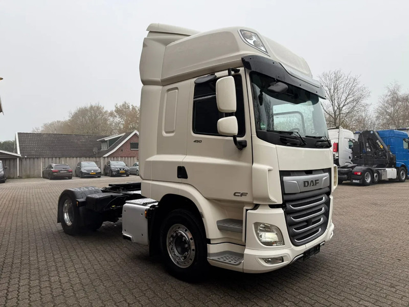 DAF CF 450 4X2 Space Cab LED Retarder Alcoa dura Bright 277.495 KM! German truck - Tractor: foto 2 DAF CF 450 4X2 Space Cab LED Retarder Alcoa dura Bright 277.495 KM! German truck - Tractor: foto 2