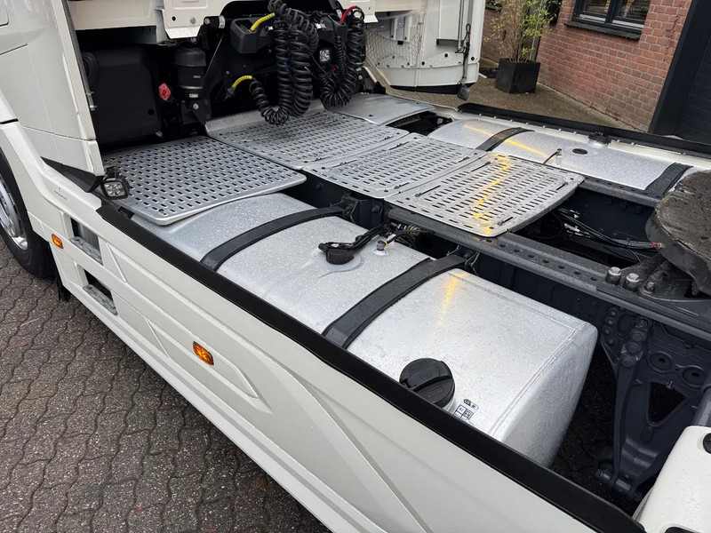 Tractor DAF XG+ 480 Standairco 2X tank Alcoa Leder, Full - Top condition 276.240KM: foto 18