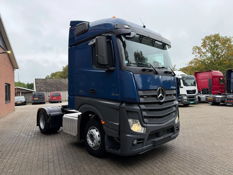 Mercedes-Benz Actros 1940 4x2 Streamspace Spoilers 603.877KM - Tractor: foto 2 Mercedes-Benz Actros 1940 4x2 Streamspace Spoilers 603.877KM - Tractor: foto 2