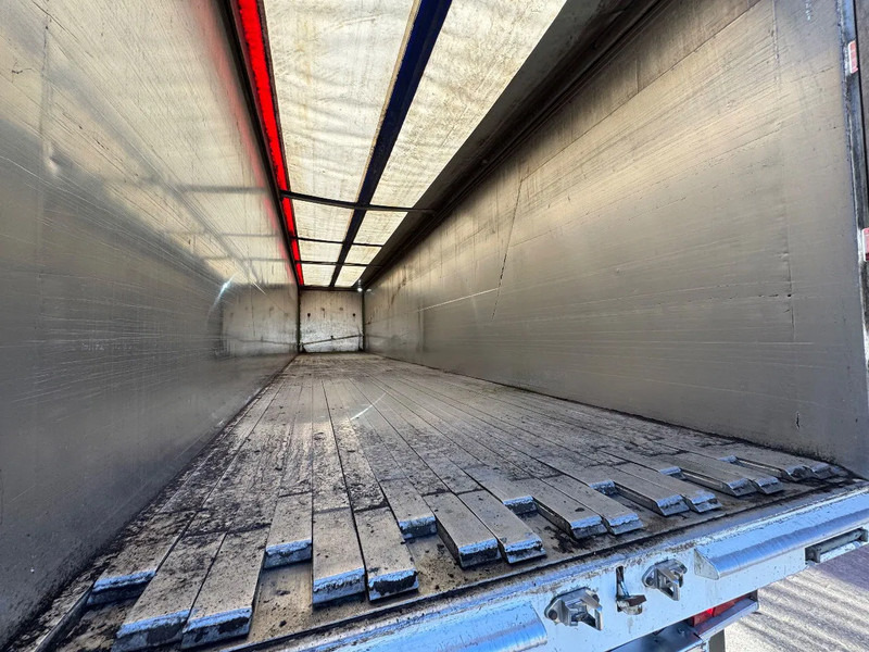 Kraker 90m3 Cargo Floor 10MM Stuuras Lenkachse Liftachse Nieuwe APK/TUV - Semi-reboque piso móvel: foto 4 Kraker 90m3 Cargo Floor 10MM Stuuras Lenkachse Liftachse Nieuwe APK/TUV - Semi-reboque piso móvel: foto 4