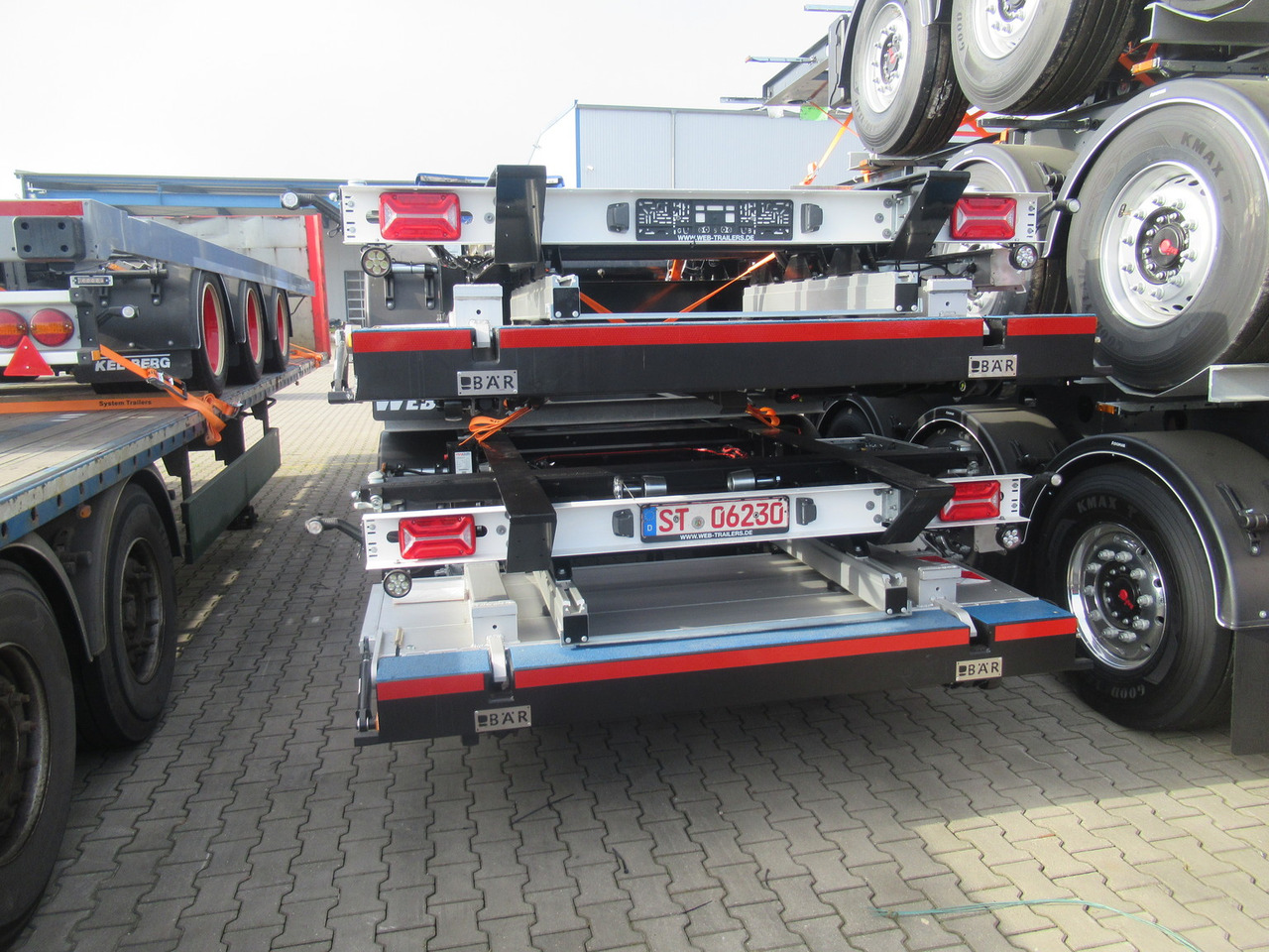 System Trailers BDF-System, Standard ohne Zulassung, mit Ladebordwand - Reboque furgão: foto 3 System Trailers BDF-System, Standard ohne Zulassung, mit Ladebordwand - Reboque furgão: foto 3