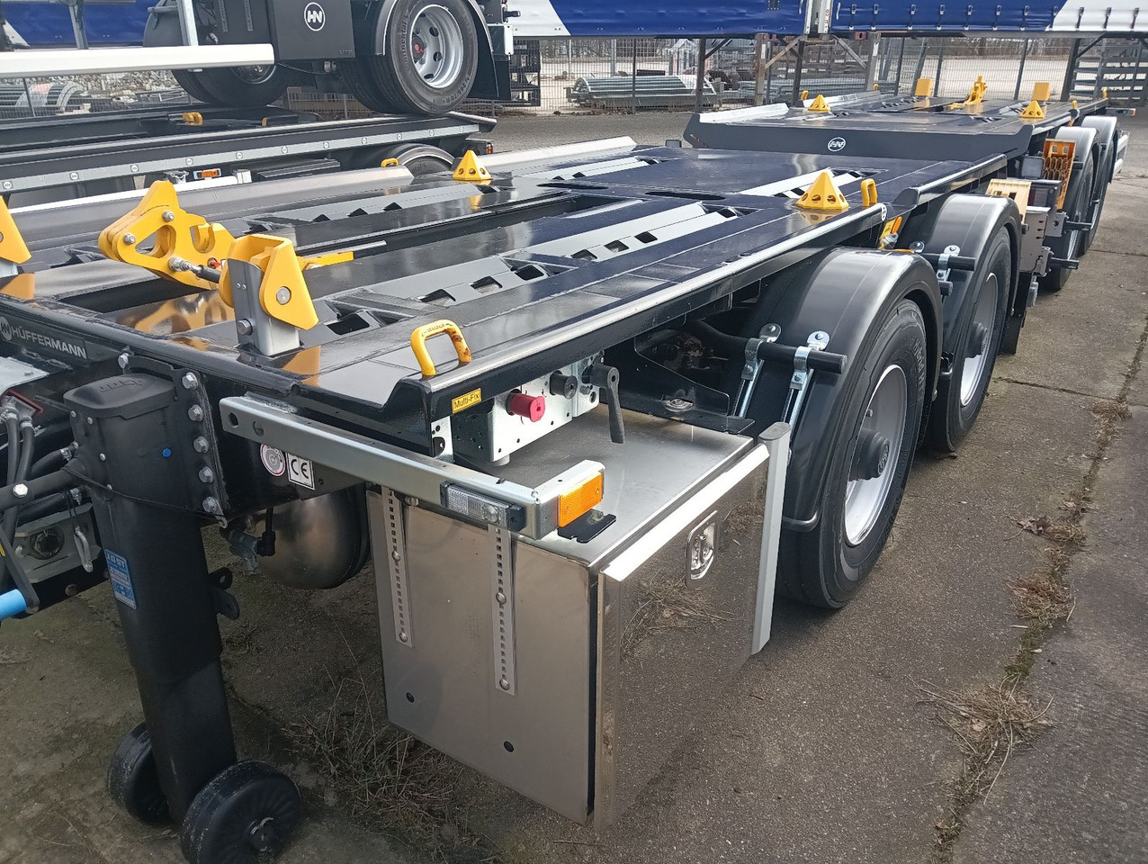 Hüffermann 2-ACHS-MINI-CARRIER MULTIFIX verzinkt NEU BPW Hüffermann 2-ACHS-MINI-CARRIER MULTIFIX verzinkt NEU BPW - Reboque ampliroll/ Multibenne: foto 2 Hüffermann 2-ACHS-MINI-CARRIER MULTIFIX verzinkt NEU BPW Hüffermann 2-ACHS-MINI-CARRIER MULTIFIX verzinkt NEU BPW - Reboque ampliroll/ Multibenne: foto 2
