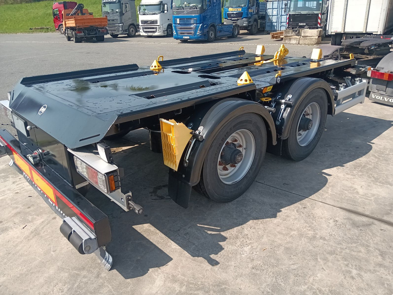 Hüffermann 2-ACHS-MINI-CARRIER MULTIFIX verzinkt NEU BPW Hüffermann 2-ACHS-MINI-CARRIER MULTIFIX verzinkt NEU BPW - Reboque ampliroll/ Multibenne: foto 5 Hüffermann 2-ACHS-MINI-CARRIER MULTIFIX verzinkt NEU BPW Hüffermann 2-ACHS-MINI-CARRIER MULTIFIX verzinkt NEU BPW - Reboque ampliroll/ Multibenne: foto 5