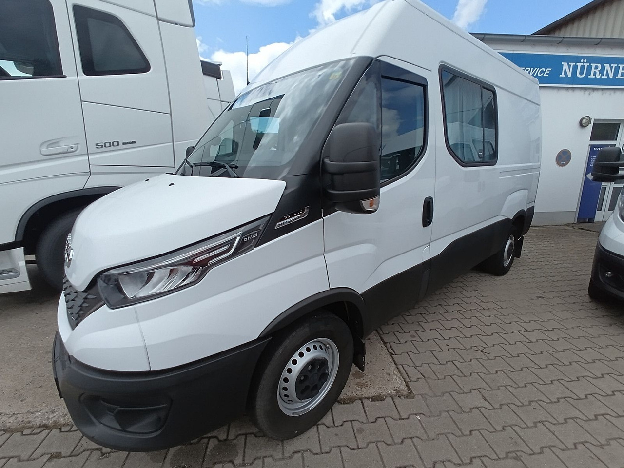 Furgão Iveco Daily Kasten HKa 35S21 V WB3520 AHK, Standheizun: foto 15