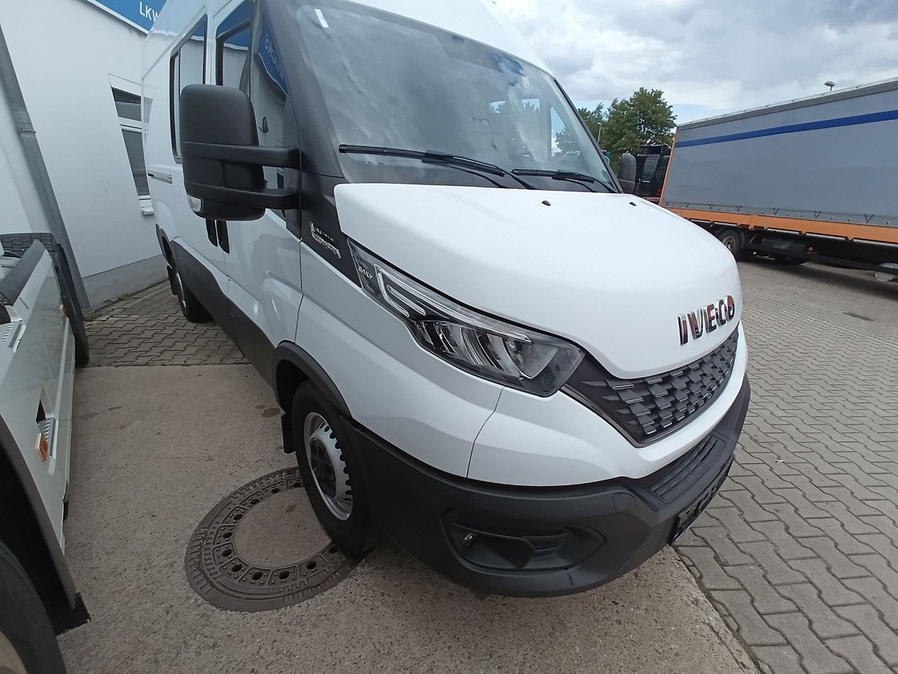 Furgão Iveco Daily Kasten HKa 35S21 V WB3520 AHK, Standheizun: foto 16