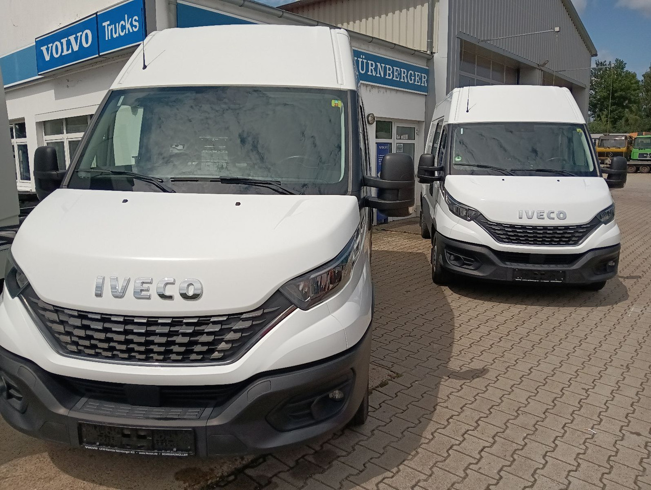 Iveco Daily Kasten HKa 35S21 V WB3520 AHK, Standheizun - Furgão: foto 1 Iveco Daily Kasten HKa 35S21 V WB3520 AHK, Standheizun - Furgão: foto 1