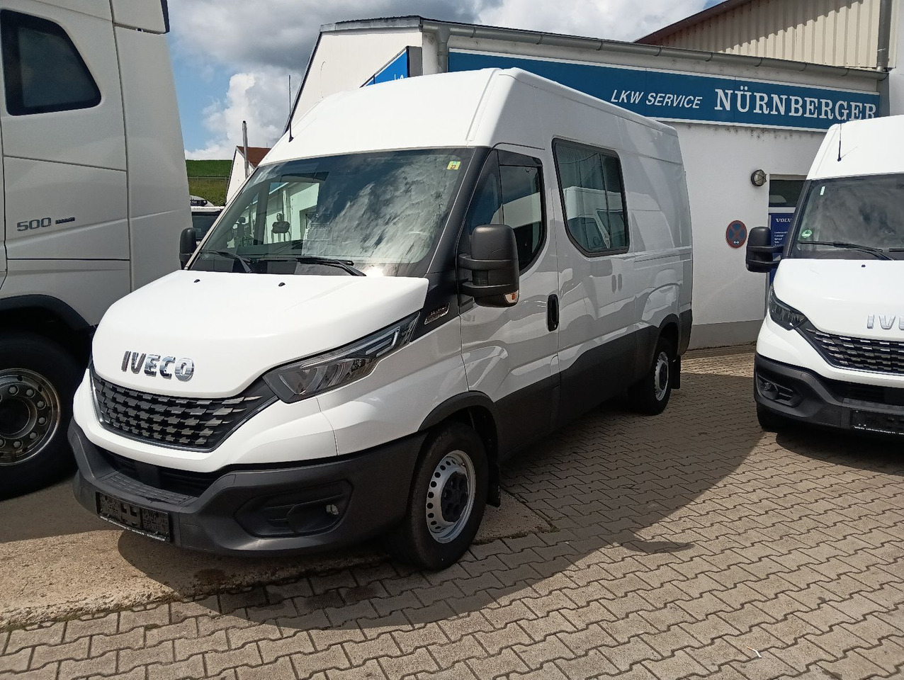 Iveco Daily Kasten HKa 35S21 V WB3520 AHK, Standheizun - Furgão: foto 3 Iveco Daily Kasten HKa 35S21 V WB3520 AHK, Standheizun - Furgão: foto 3