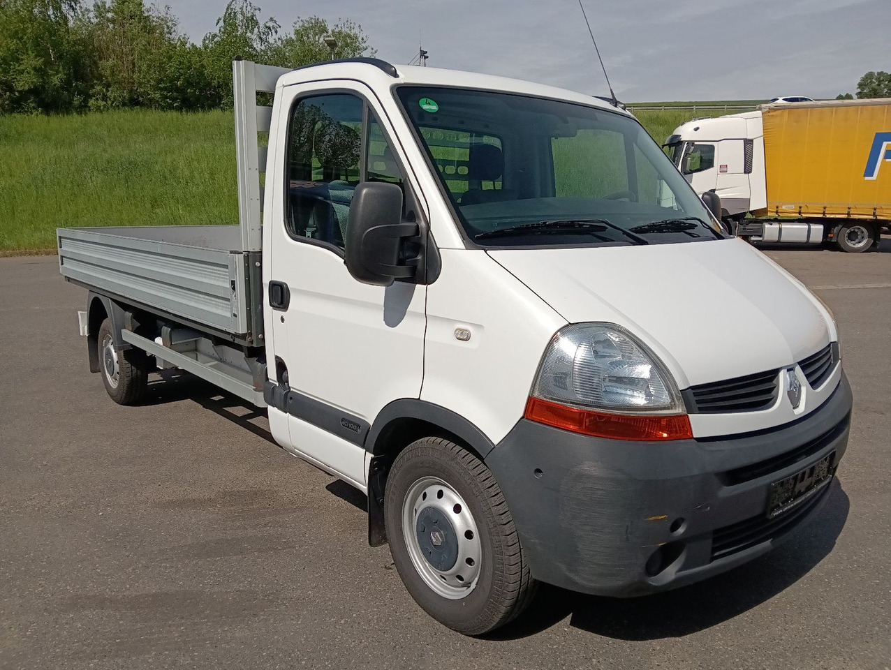 Renault MASTER 3,5t AHK, TÜV/Reifen/Bremse NEU orig.64t - Carrinha de caixa aberta, Carrinha cabine dupla: foto 2 Renault MASTER 3,5t AHK, TÜV/Reifen/Bremse NEU orig.64t - Carrinha de caixa aberta, Carrinha cabine dupla: foto 2