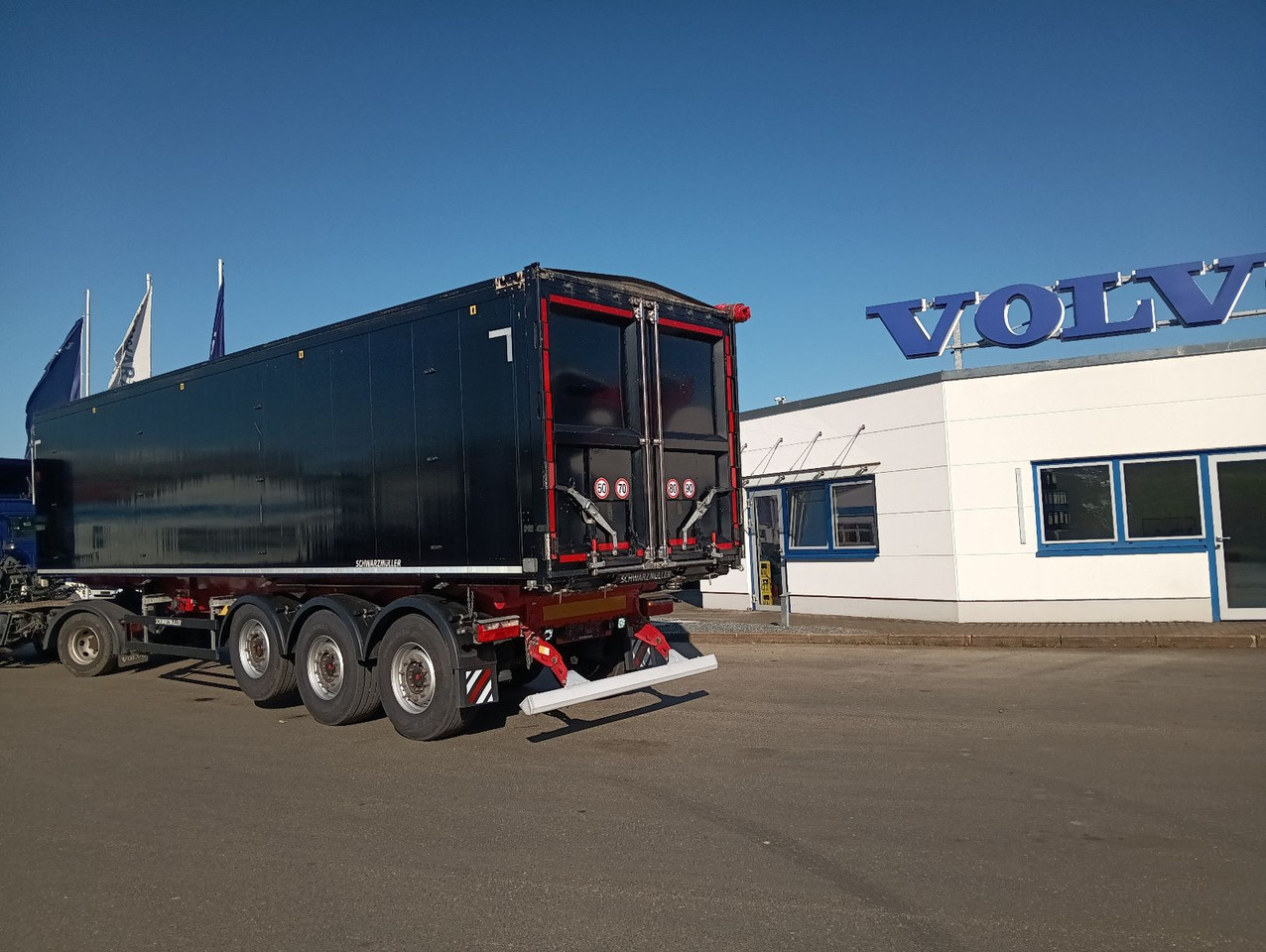 Schwarzmüller K-Serie ALU 54m3 Getreide Nur 69.340km 6250kg - Semi-reboque basculante: foto 3 Schwarzmüller K-Serie ALU 54m3 Getreide Nur 69.340km 6250kg - Semi-reboque basculante: foto 3