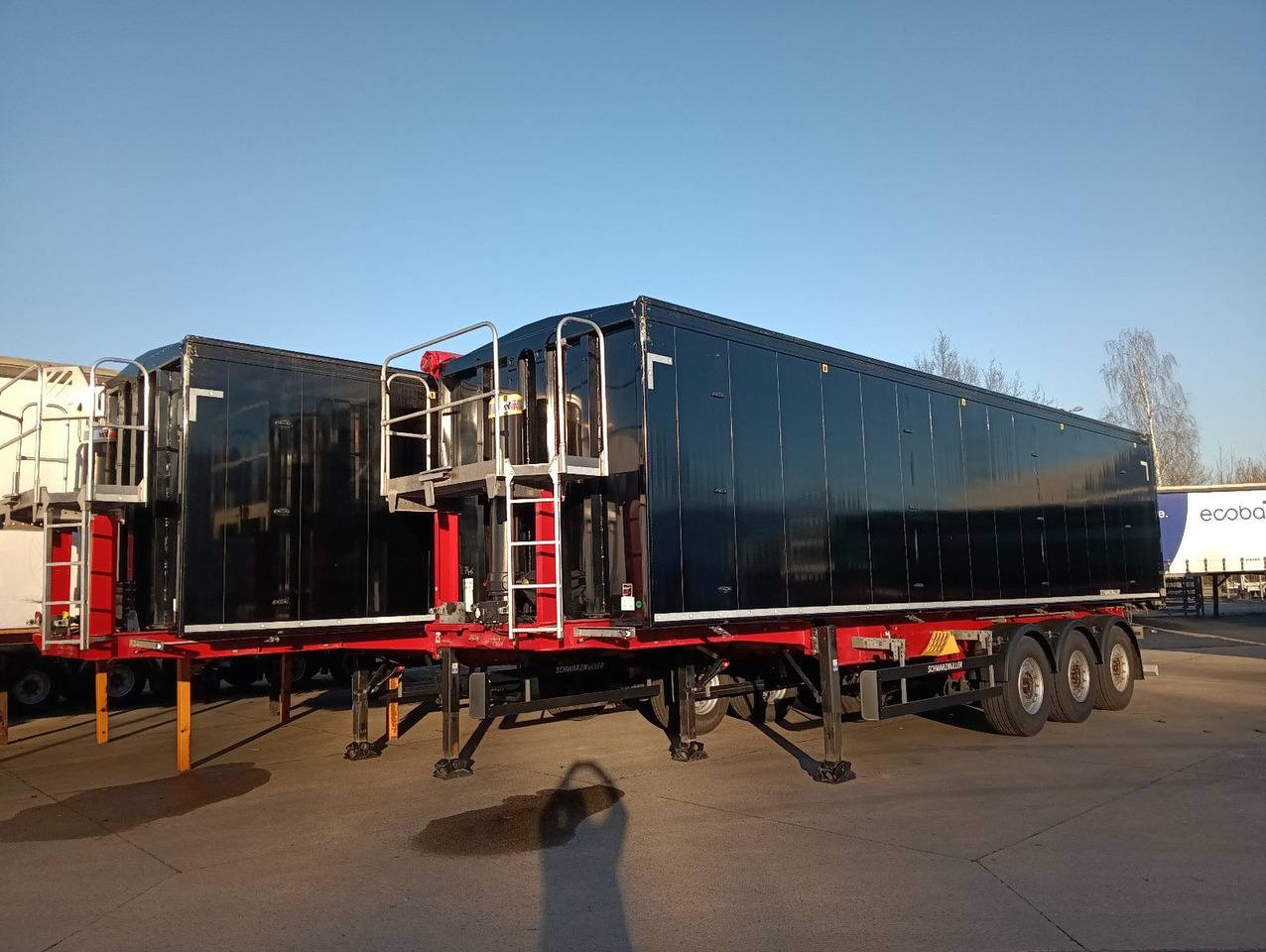 Schwarzmüller K-Serie ALU 54m3 Getreide Nur 69.340km 6250kg - Semi-reboque basculante: foto 1 Schwarzmüller K-Serie ALU 54m3 Getreide Nur 69.340km 6250kg - Semi-reboque basculante: foto 1