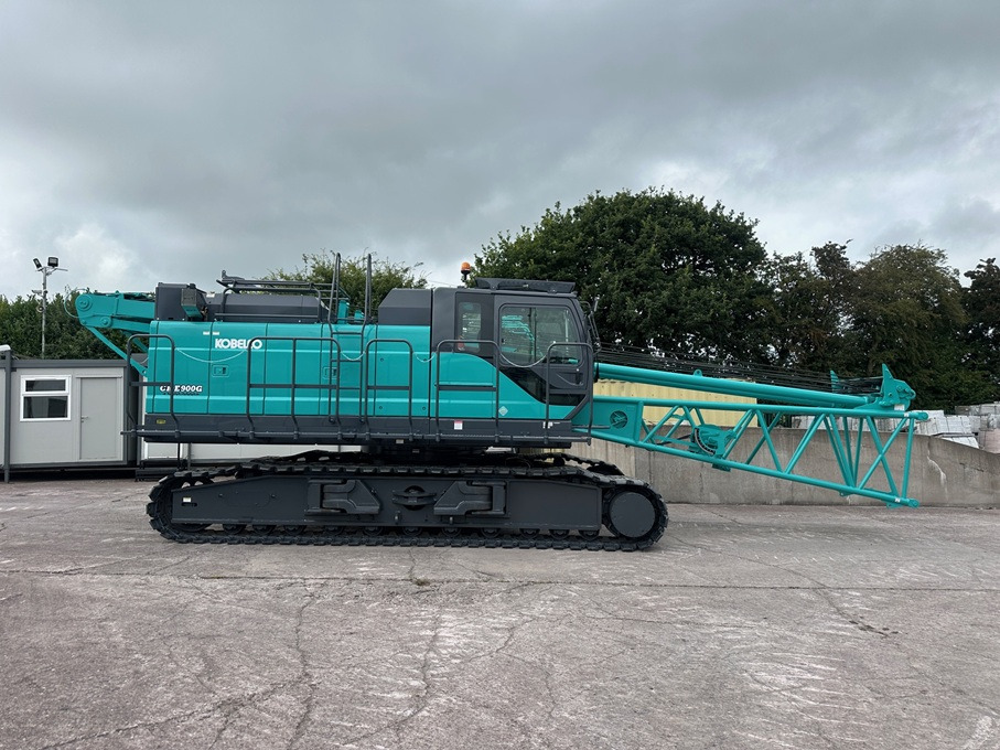 KOBELCO CKE900G-2, 100 Ton Crawler Crane - Guindaste sobre esteiras: foto 4 KOBELCO CKE900G-2, 100 Ton Crawler Crane - Guindaste sobre esteiras: foto 4