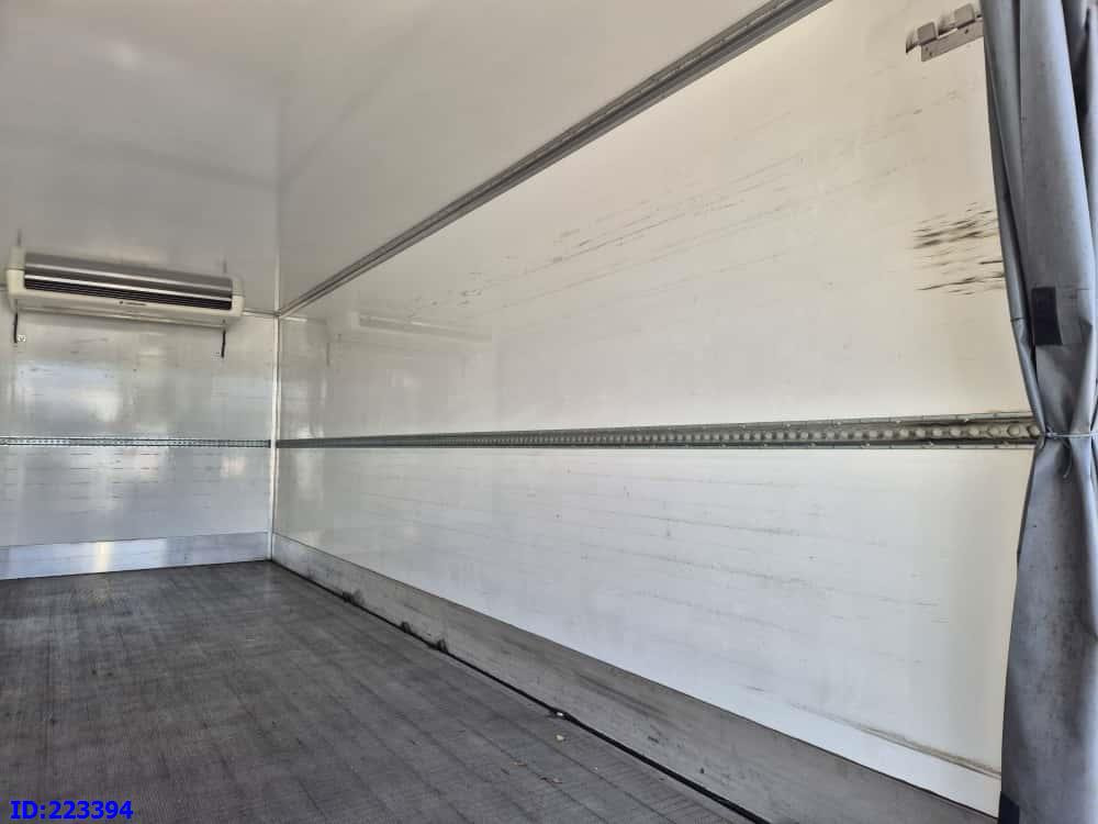 Camião frigorífico IVECO Eurocargo 120-220 Thermoking V800  Euro6: foto 12