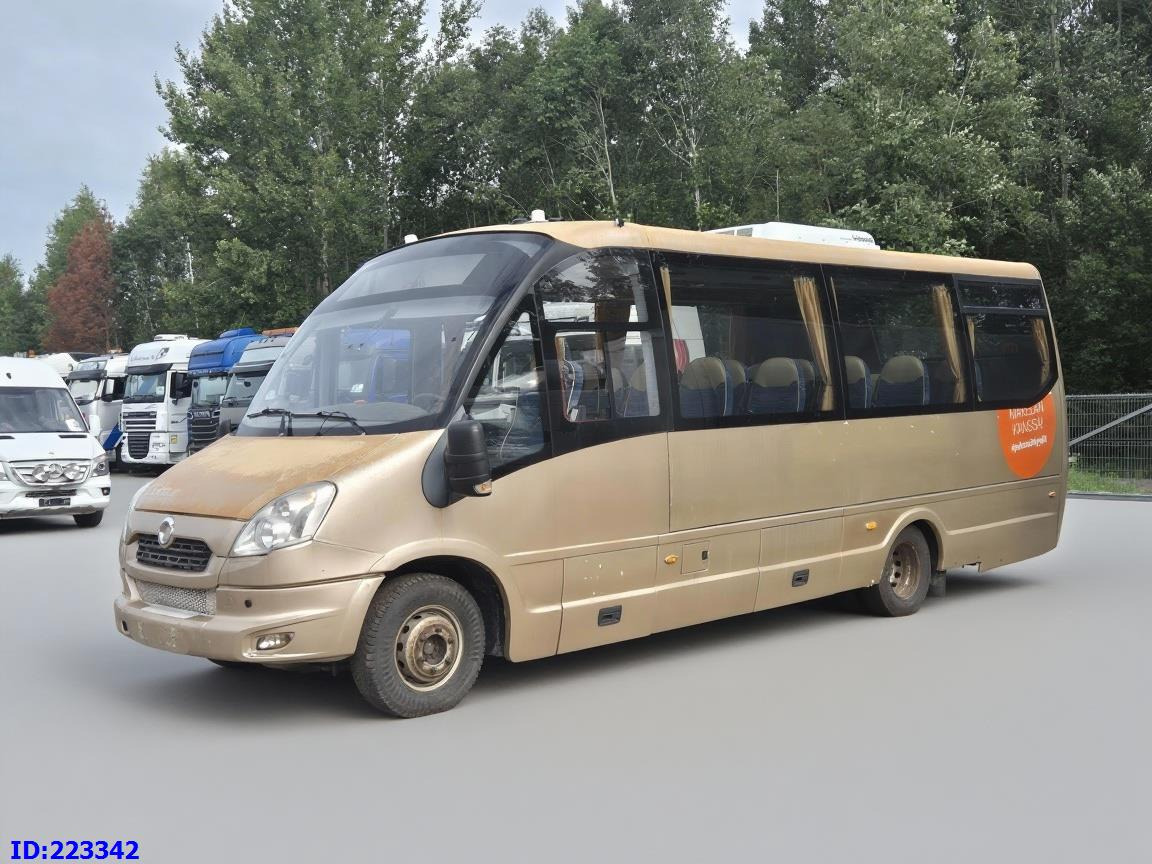 IVECO Rosero Euro5 34-Place (Gearbox defekt) - Autocarro: foto 4 IVECO Rosero Euro5 34-Place (Gearbox defekt) - Autocarro: foto 4