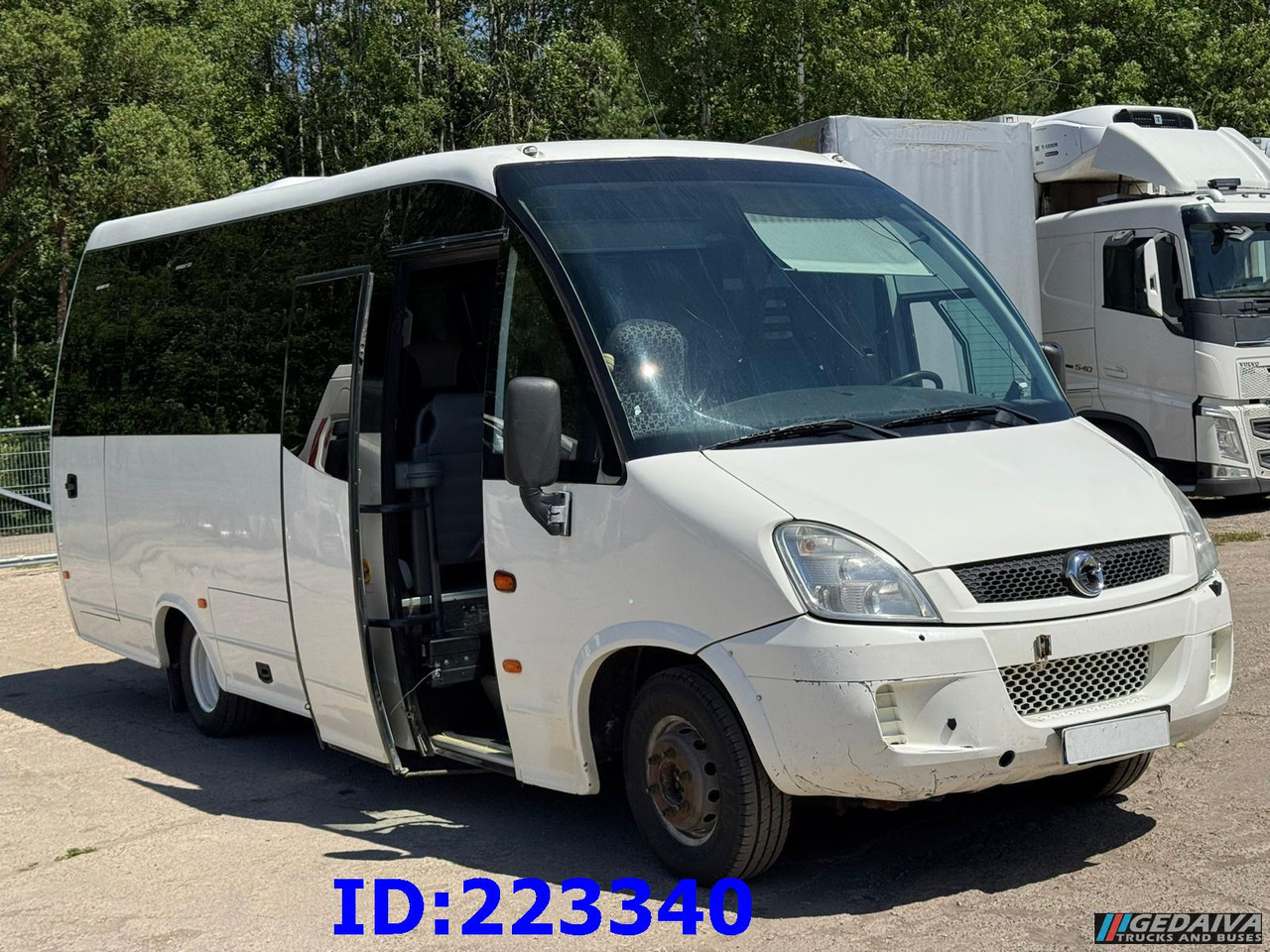 IVECO Wing Euro5 25 places - Autocarro: foto 2 IVECO Wing Euro5 25 places - Autocarro: foto 2