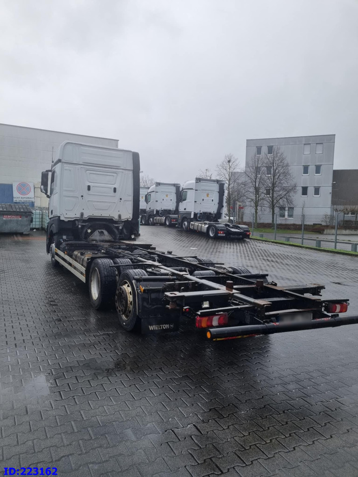 MERCEDES-BENZ Actros 2542 BDF 6x2 Euro6 - Camião chassi: foto 5 MERCEDES-BENZ Actros 2542 BDF 6x2 Euro6 - Camião chassi: foto 5