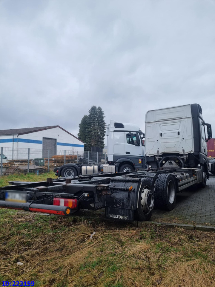 MERCEDES-BENZ Actros 2542 BDF 6x2 Euro6 - Camião chassi: foto 5 MERCEDES-BENZ Actros 2542 BDF 6x2 Euro6 - Camião chassi: foto 5