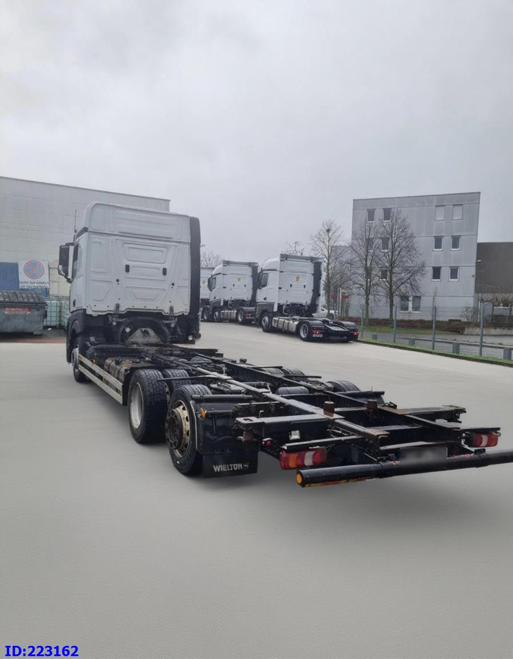 MERCEDES-BENZ Actros 2542 BDF 6x2 Euro6 - Camião chassi: foto 5 MERCEDES-BENZ Actros 2542 BDF 6x2 Euro6 - Camião chassi: foto 5