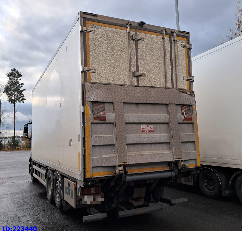 MERCEDES-BENZ Actros 2551 6x2 Euro6 - Camião frigorífico: foto 4 MERCEDES-BENZ Actros 2551 6x2 Euro6 - Camião frigorífico: foto 4