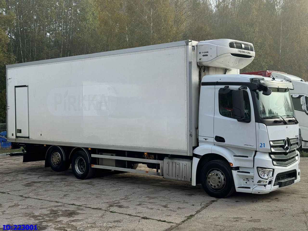 MERCEDES-BENZ Antos 2540 6x2 Euro6 - Camião frigorífico: foto 2 MERCEDES-BENZ Antos 2540 6x2 Euro6 - Camião frigorífico: foto 2