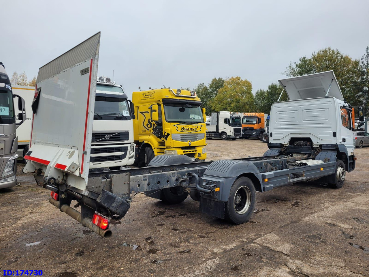 MERCEDES-BENZ Atego 1218 - Euro6 - Manual - Full Steel - Camião chassi: foto 5 MERCEDES-BENZ Atego 1218 - Euro6 - Manual - Full Steel - Camião chassi: foto 5