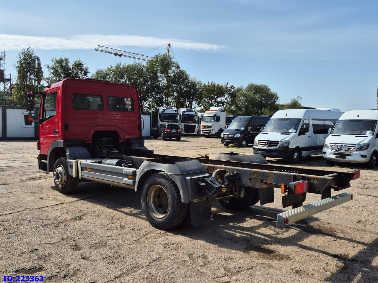 MERCEDES-BENZ Atego 1218 - Full steel - Manual (3 seats) - Camião chassi: foto 4 MERCEDES-BENZ Atego 1218 - Full steel - Manual (3 seats) - Camião chassi: foto 4