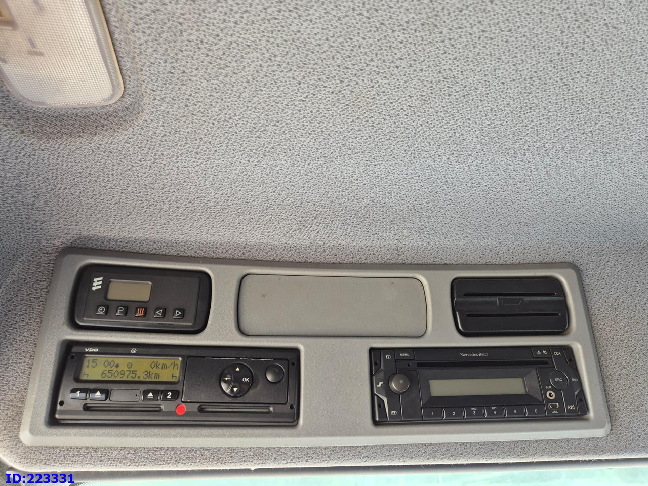 Camião isotérmico MERCEDES-BENZ Atego 1221 Euro6 (Open side box): foto 19