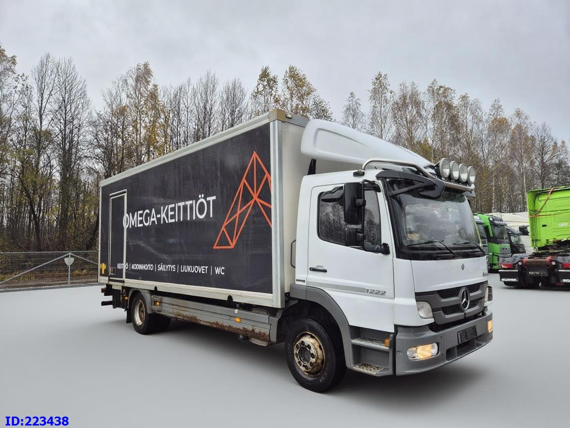 MERCEDES-BENZ Atego 1222 - Camião furgão: foto 4 MERCEDES-BENZ Atego 1222 - Camião furgão: foto 4
