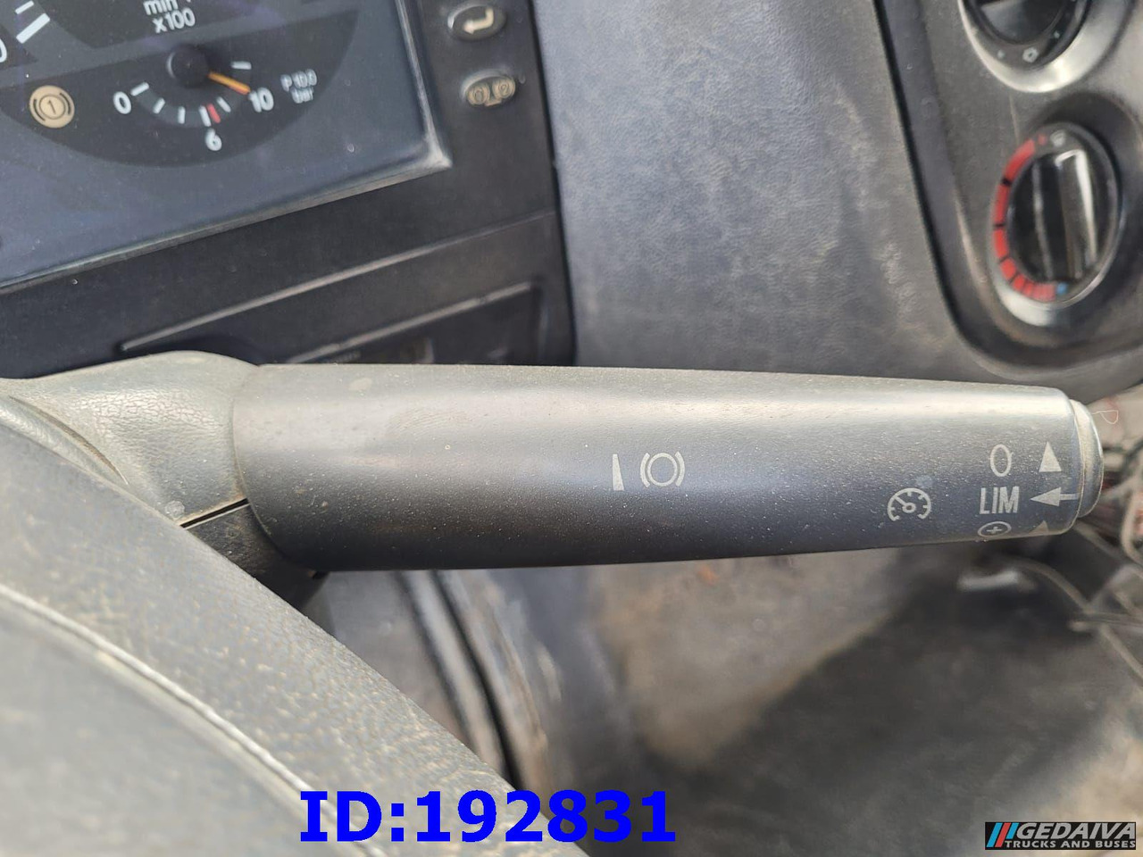 Autobomba de betão MERCEDES-BENZ Atego 2628 6x4 Schwing 17m 9m3: foto 18