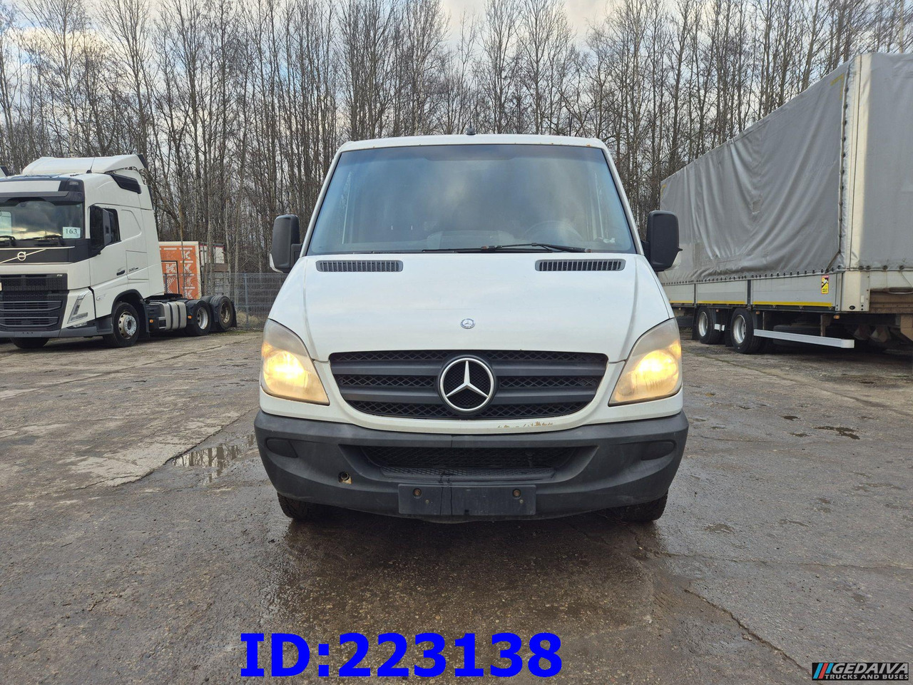 MERCEDES-BENZ Sprinter 213 - Euro5 - Autocarro: foto 2 MERCEDES-BENZ Sprinter 213 - Euro5 - Autocarro: foto 2