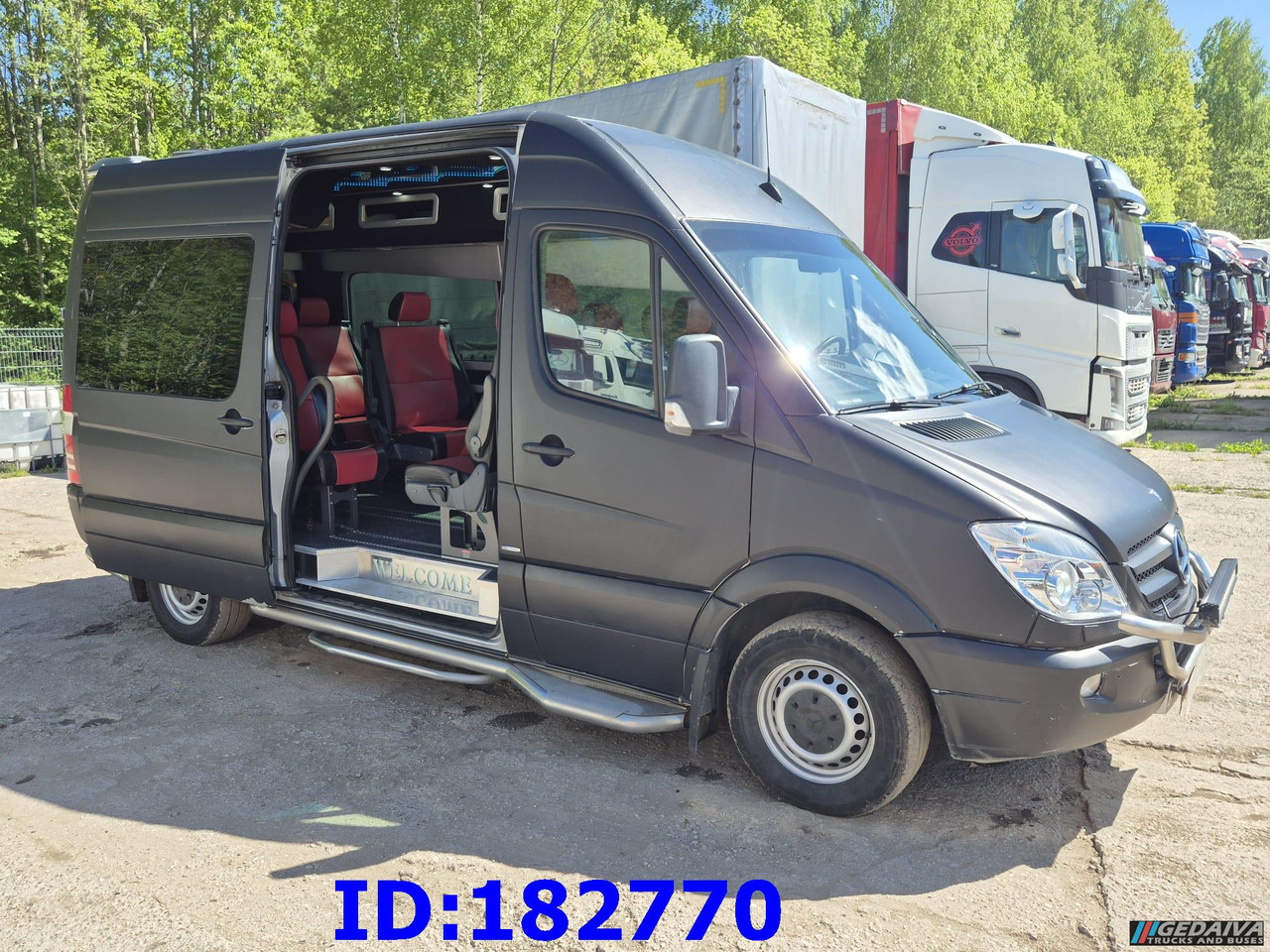 MERCEDES-BENZ Sprinter 319 VIP Euro5 - Autocarro: foto 1 MERCEDES-BENZ Sprinter 319 VIP Euro5 - Autocarro: foto 1