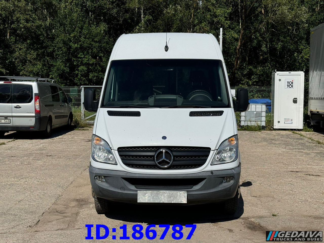 MERCEDES-BENZ Sprinter 516 - 17-seater - Euro5 - Autocarro: foto 2 MERCEDES-BENZ Sprinter 516 - 17-seater - Euro5 - Autocarro: foto 2