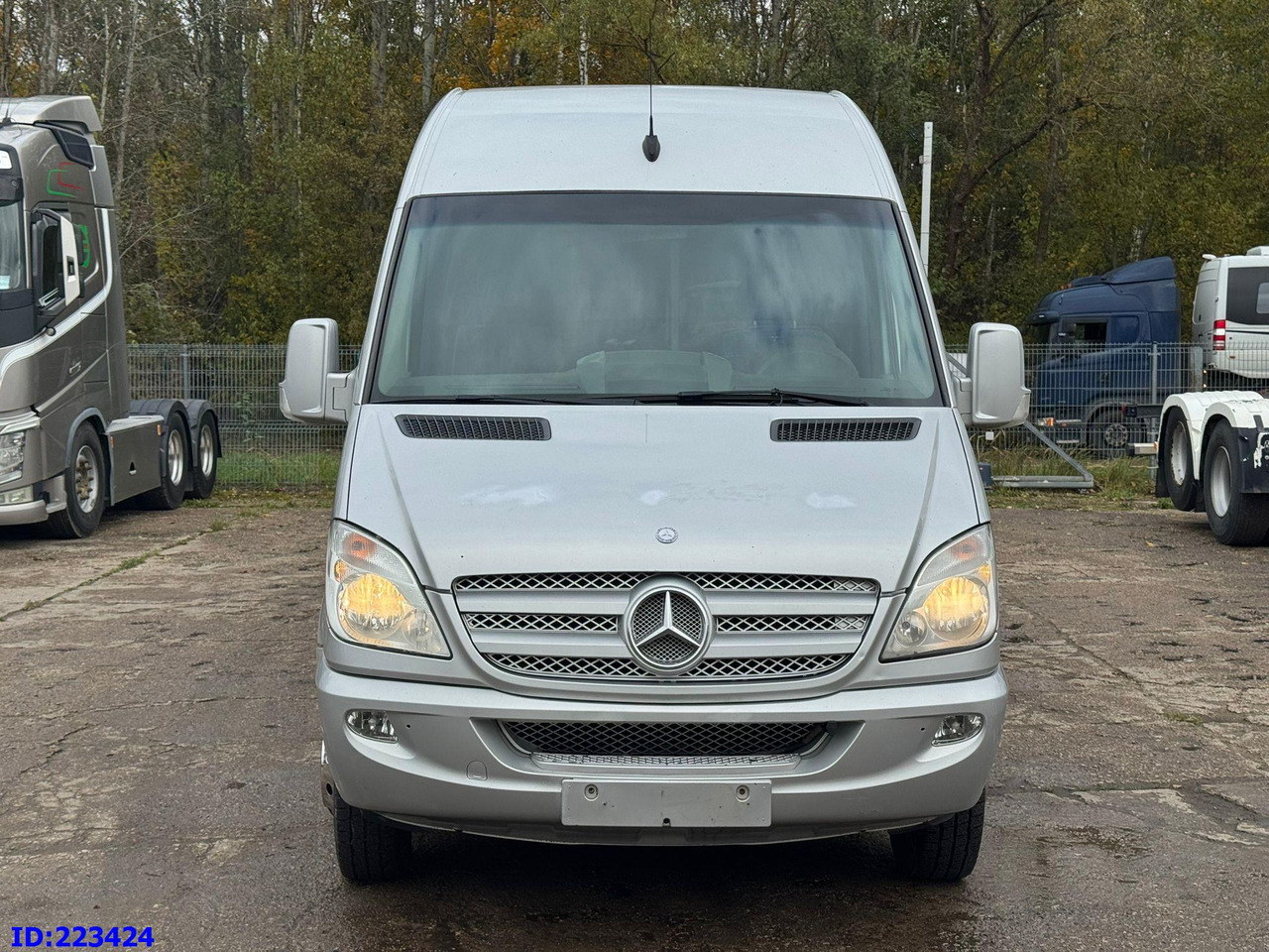 MERCEDES-BENZ Sprinter 516 Euro 5 Avestark - Minibus, Furgão de passageiros: foto 2 MERCEDES-BENZ Sprinter 516 Euro 5 Avestark - Minibus, Furgão de passageiros: foto 2