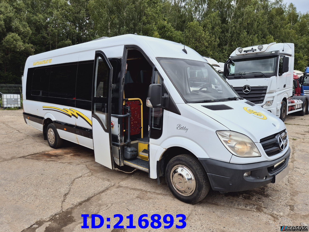 MERCEDES-BENZ Sprinter 516 - Euro5 - 23-seater - Autocarro: foto 4 MERCEDES-BENZ Sprinter 516 - Euro5 - 23-seater - Autocarro: foto 4