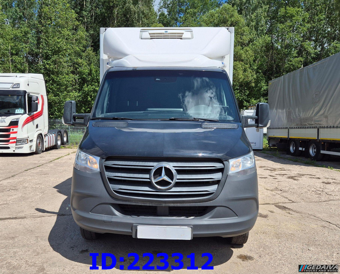 MERCEDES-BENZ Sprinter 516 + Thermo King V-200 MAX - Carrinha frigorífica: foto 2 MERCEDES-BENZ Sprinter 516 + Thermo King V-200 MAX - Carrinha frigorífica: foto 2