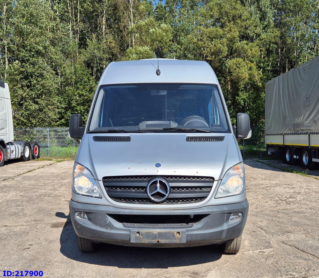 MERCEDES-BENZ Sprinter 516 - VIP - 17 places - Autocarro: foto 2 MERCEDES-BENZ Sprinter 516 - VIP - 17 places - Autocarro: foto 2