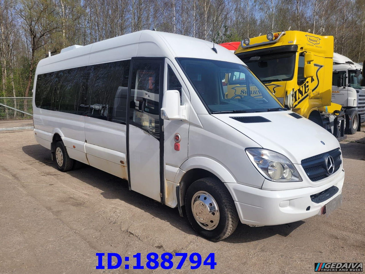 MERCEDES-BENZ Sprinter 518 - Kasten VIP - 20 Seater - Autocarro: foto 4 MERCEDES-BENZ Sprinter 518 - Kasten VIP - 20 Seater - Autocarro: foto 4